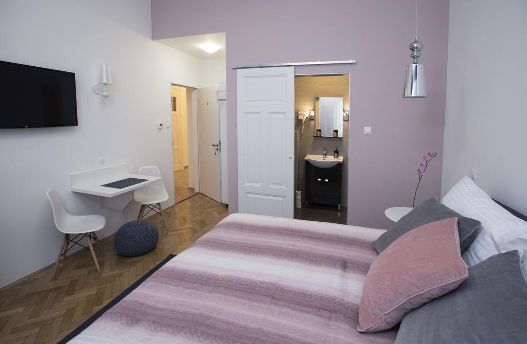 Dom Apartman Szeged Exteriör bild